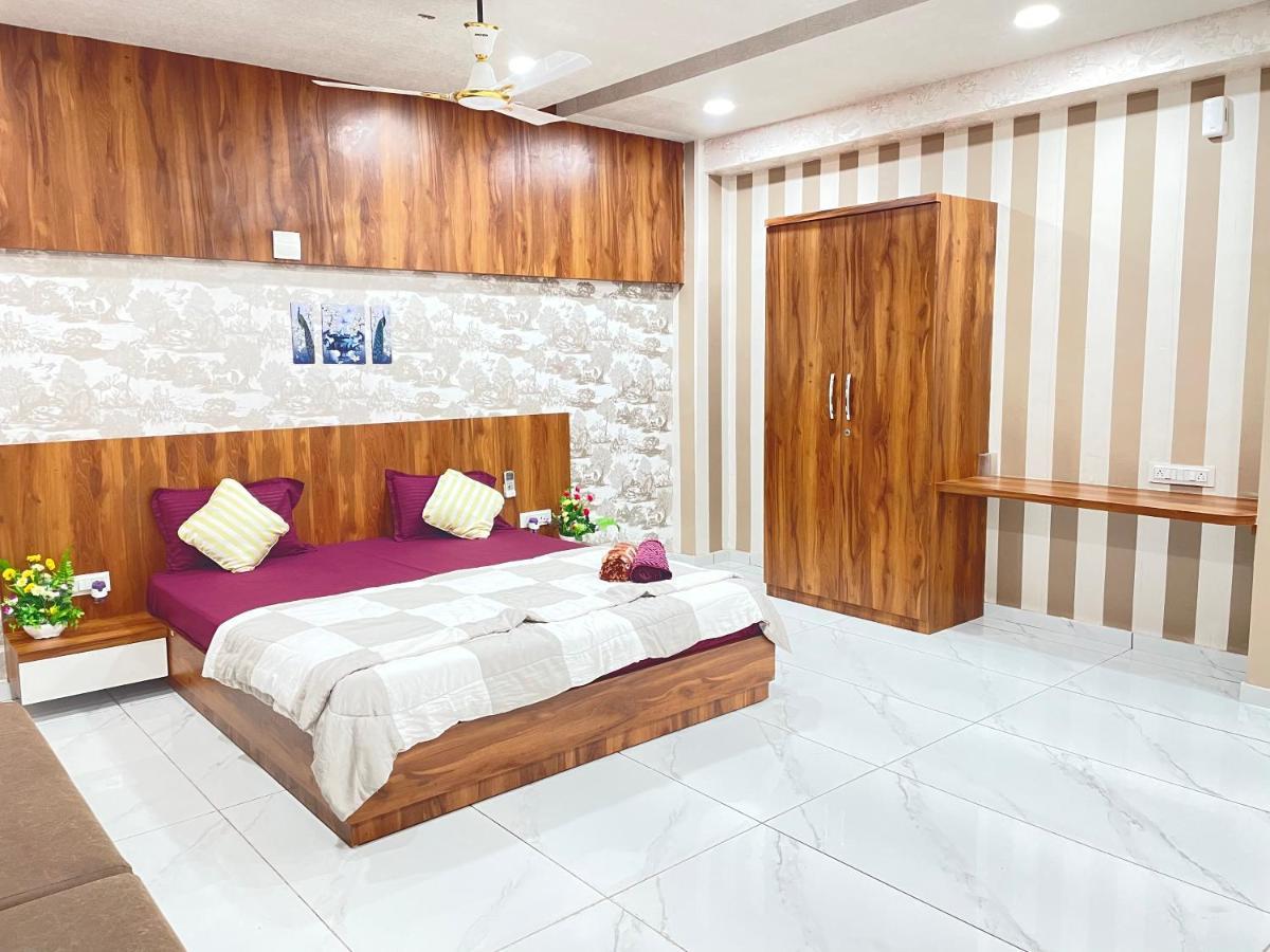 Kesar Hotel Viramgam Extérieur photo